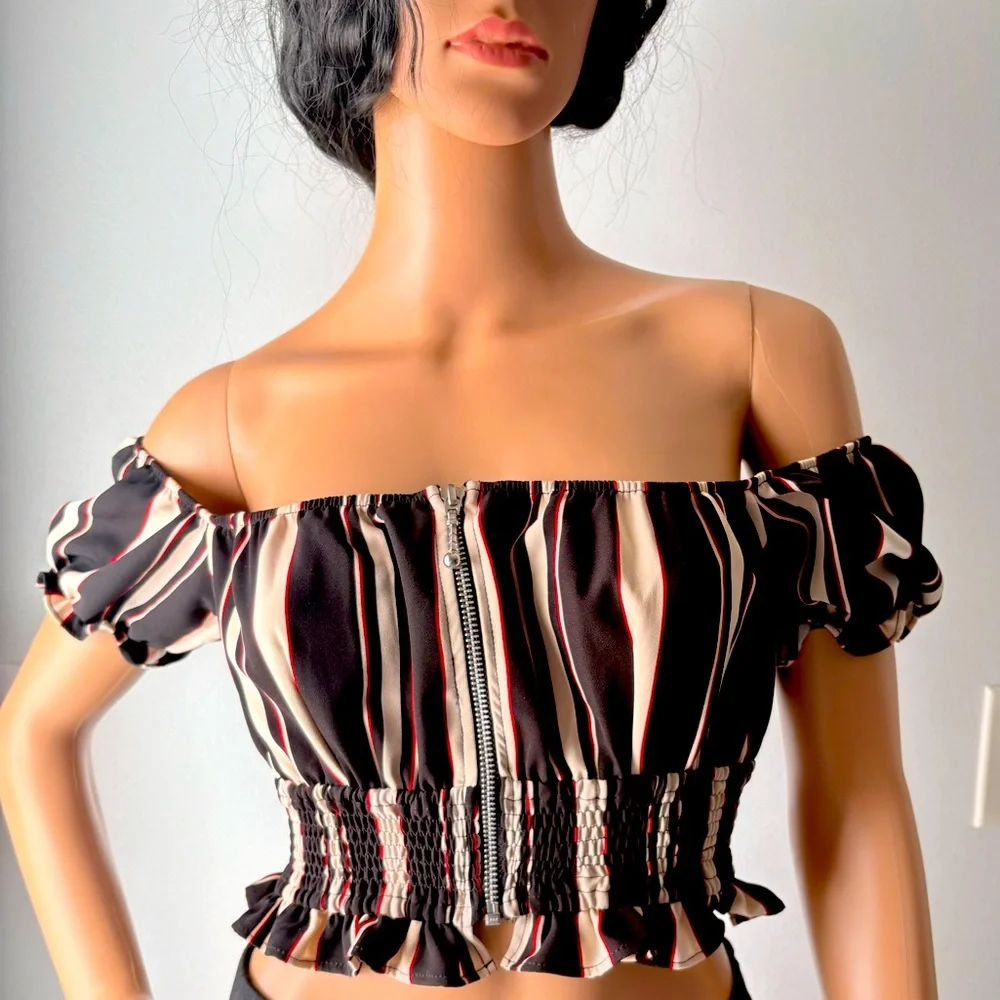 NWOT Her Pony The Label Vintage Top front zipper elastic waist & sleeves size 8